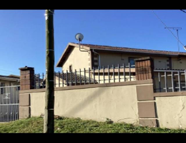 2 BEDROOM HOUSE FOR SALE IN MOORTON